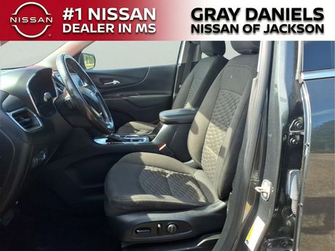 Used 2019 Chevrolet Equinox LT FWD image 23