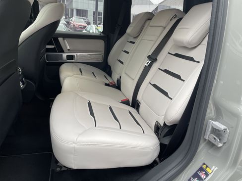 Certified 2025 Mercedes-Benz G 63 AMG AMG G 63 SUV image 39