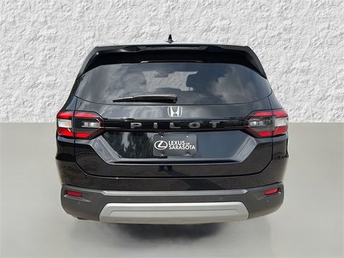 Used 2024 Honda Pilot EX-L image 4