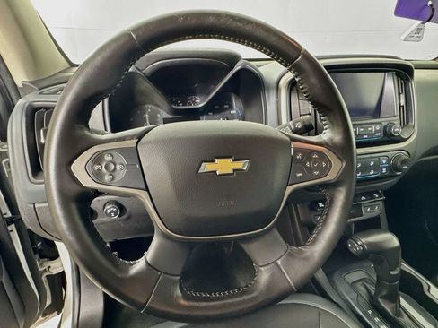 Used 2017 Chevrolet Colorado Z71 AWD/4WD image 11