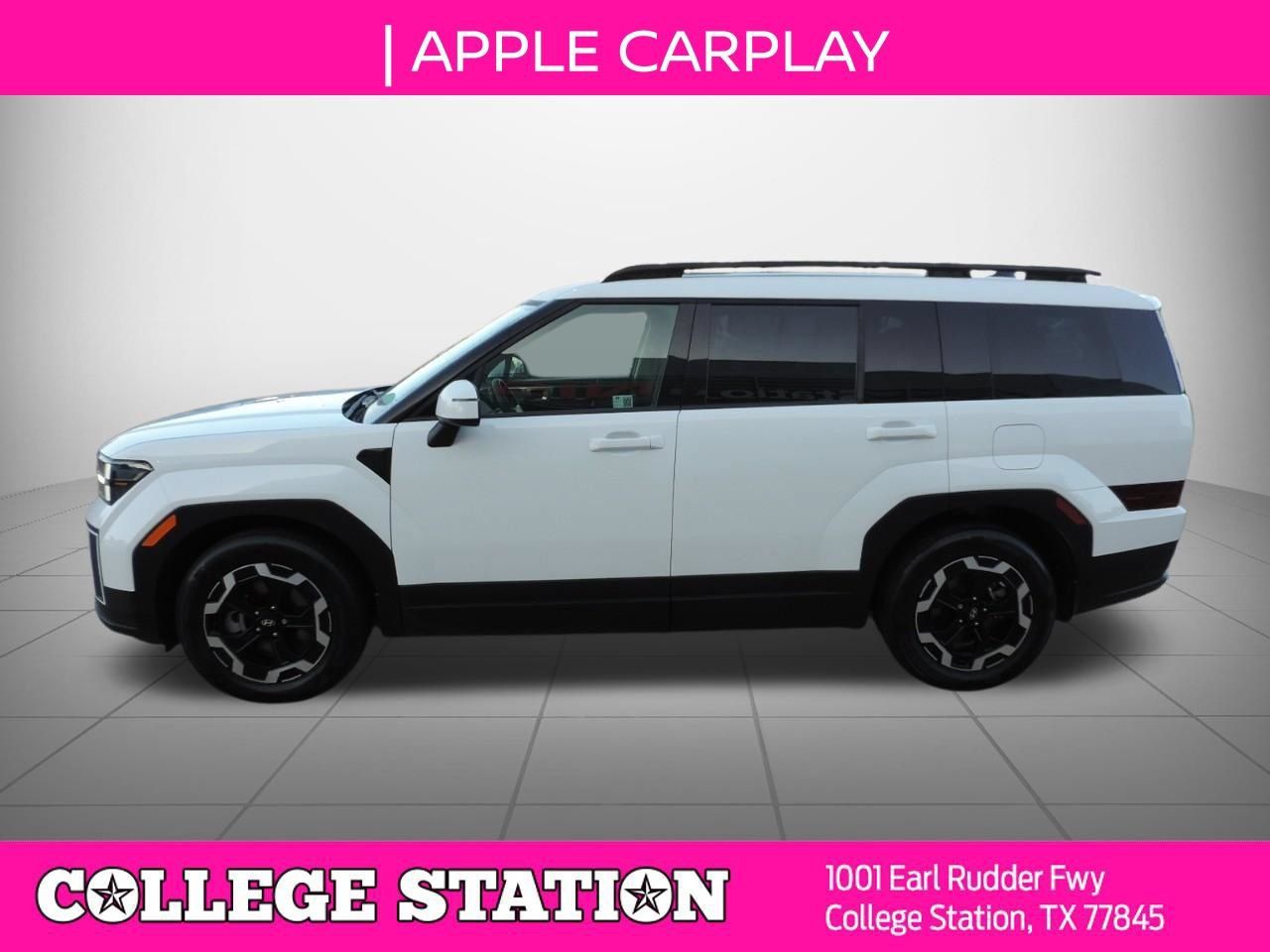 Used 2025 Hyundai Santa Fe SEL FWD image 7
