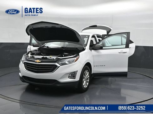 Used 2020 Chevrolet Equinox LS FWD image 56
