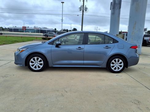 Certified 2026 Toyota Corolla LE FWD image 8