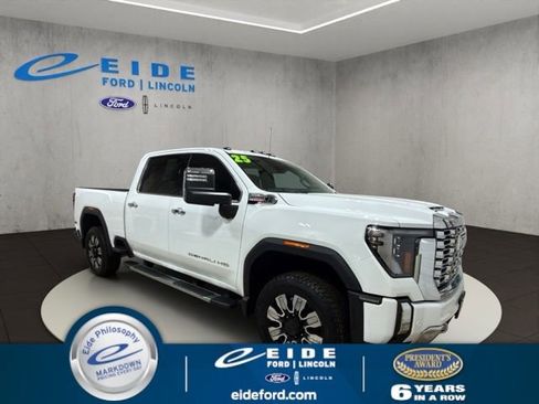 Used 2025 GMC Sierra 2500 Denali w/ Technology Package image 1