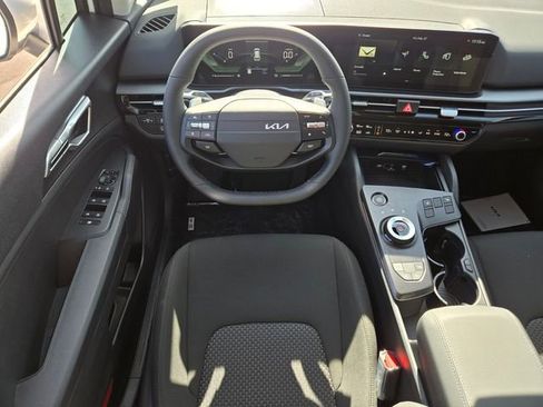 New 2026 Kia Sportage S image 12