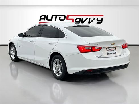 Used 2024 Chevrolet Malibu LS w/ LPO, Floor Liner Package image 5