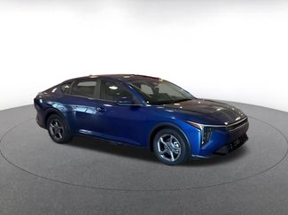 Used 2025 Kia K4 FWD video 2