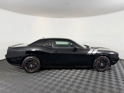 Used 2012 Dodge Challenger R/T RWD image 7