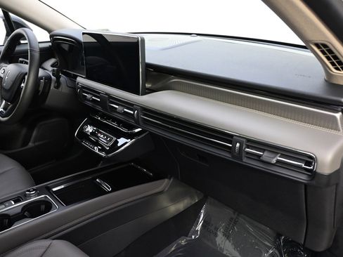 New 2026 Lincoln Corsair Reserve w/ Jet Appearance Package image 15