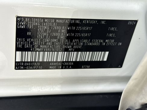 Used 2024 Toyota RAV4 LE AWD/4WD image 39