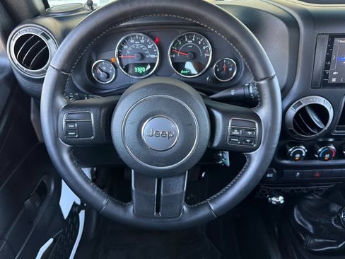 Used 2016 Jeep Wrangler Sport w/ Quick Order Package 23S AWD/4WD image 14