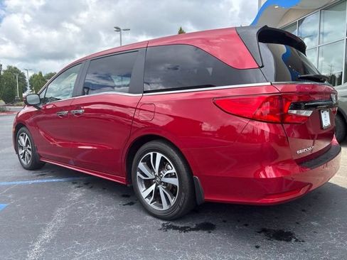 Certified 2024 Honda Odyssey Touring image 9