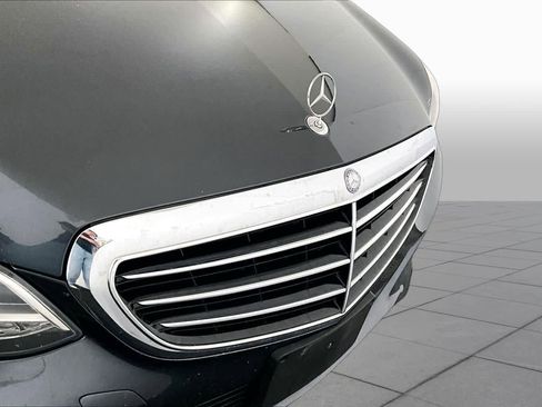 Used 2016 Mercedes-Benz E 350 4MATIC Sedan image 29
