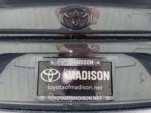 New 2026 Toyota Corolla SE w/ SE Package FWD image 32