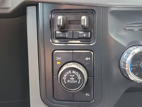 Used 2025 Ford F150 XLT w/ Equipment Group 303A High AWD/4WD image 29