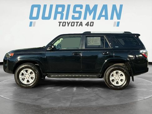 Used 2021 Toyota 4Runner SR5 AWD/4WD image 1