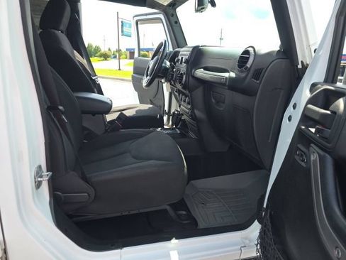 Used 2013 Jeep Wrangler Unlimited Sport AWD/4WD image 28