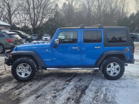 Used 2011 Jeep Wrangler Unlimited Rubicon w/ Dual Top Group image 5