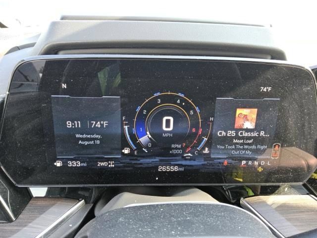 Used 2025 Chevrolet Suburban Premier AWD/4WD image 16