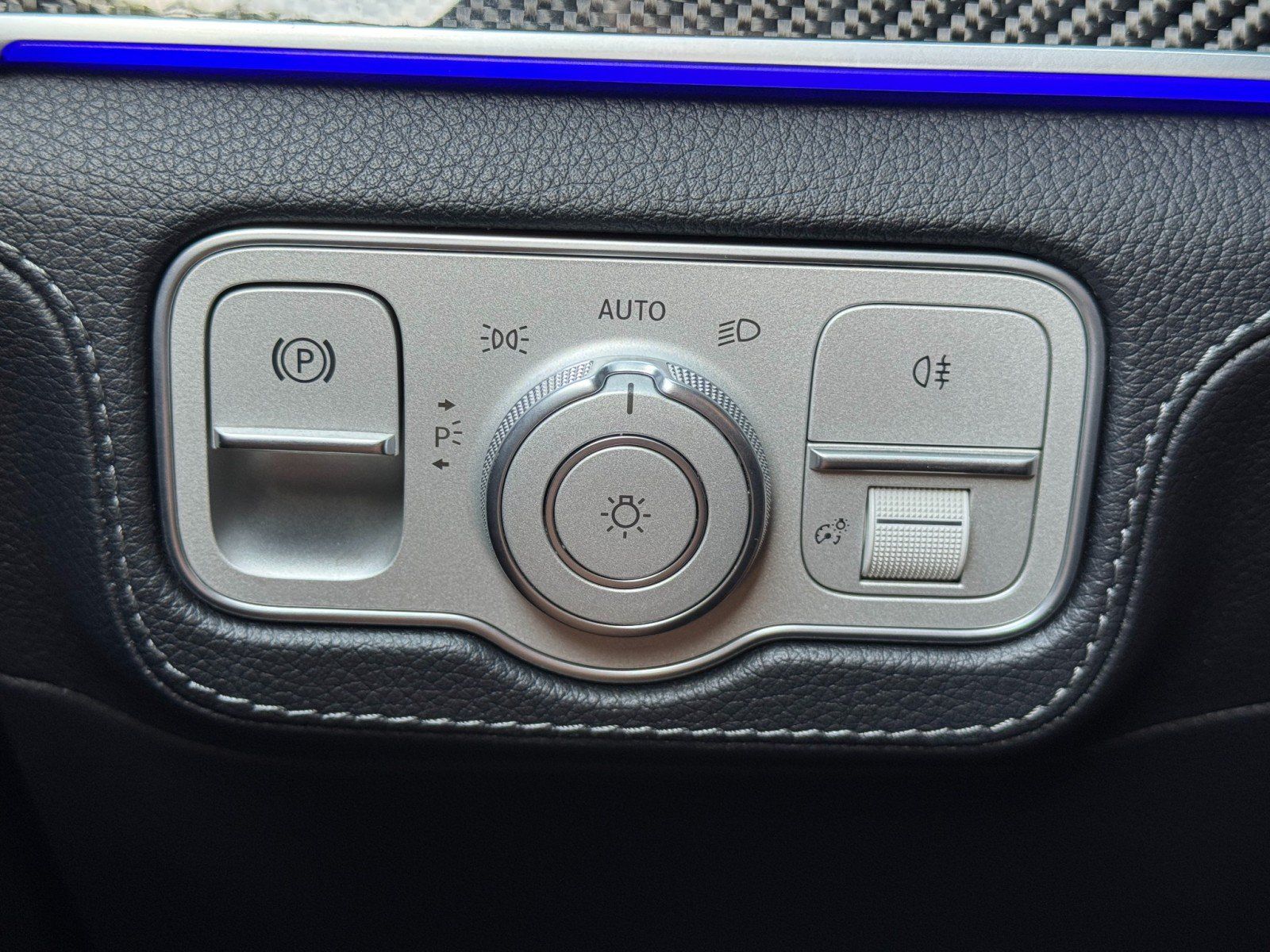 Used 2023 Mercedes-Benz GLE 53 AMG 4MATIC w/ Exterior Lighting Package image 20