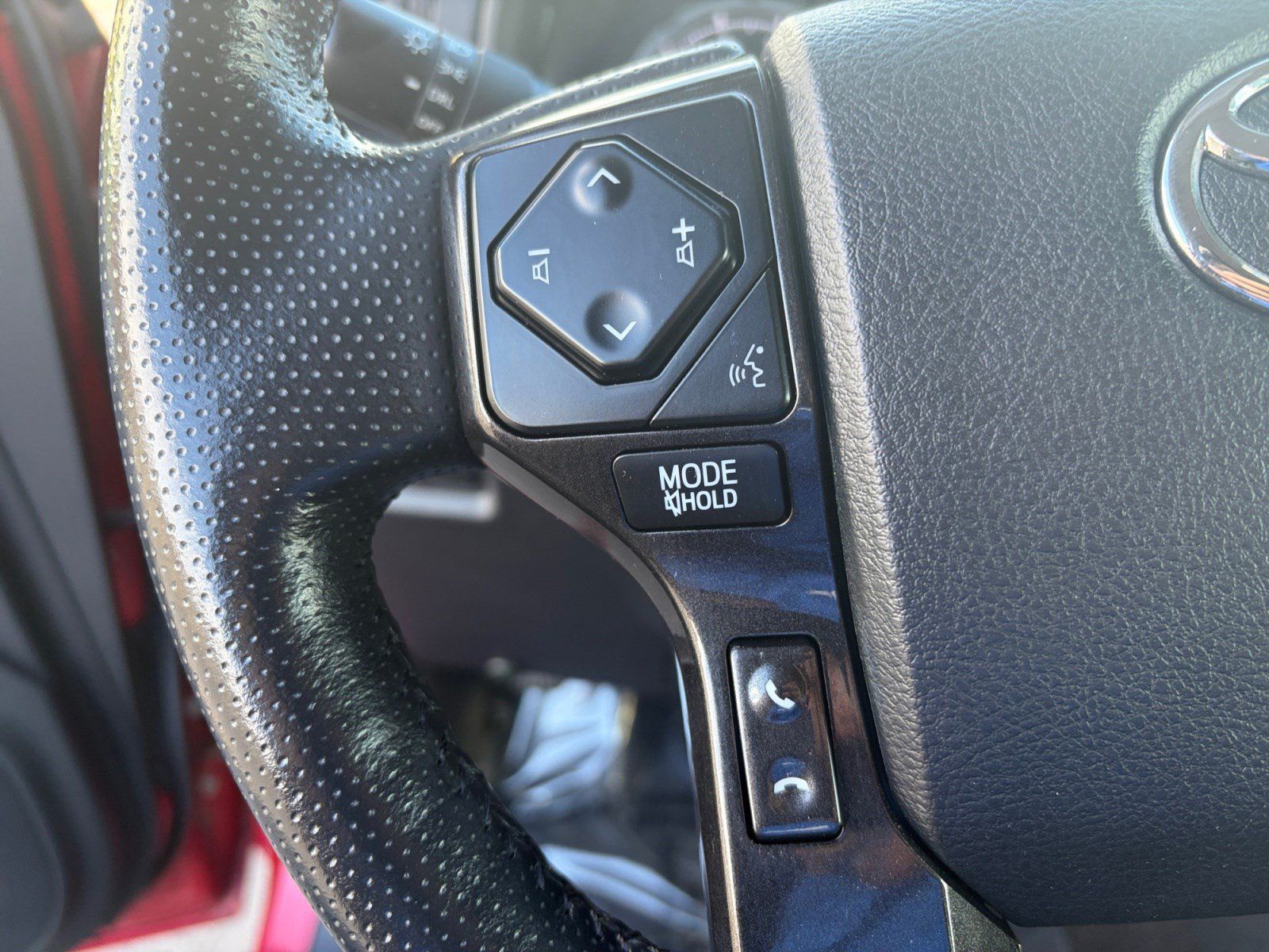 Used 2023 Toyota 4Runner TRD Off-Road Premium AWD/4WD image 14