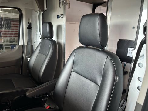 Used 2023 Ford Transit 350 Low Roof DRW RWD image 17
