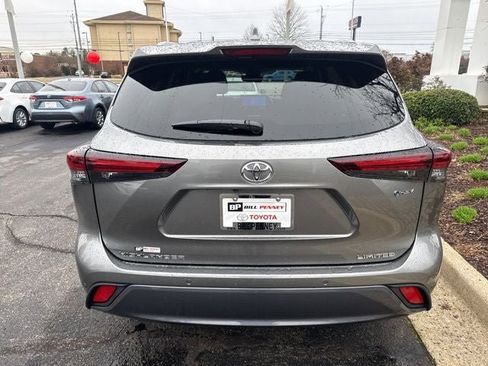 New 2026 Toyota Highlander Limited image 4