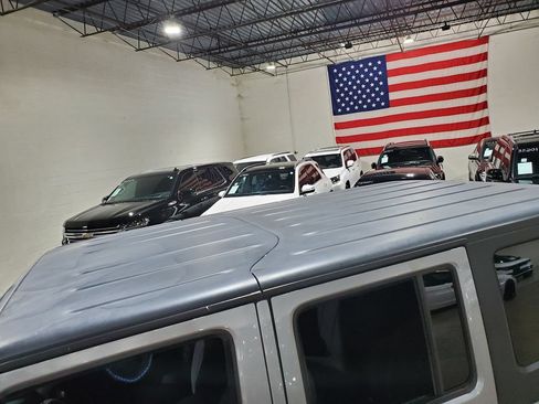 Used 2016 Jeep Wrangler Unlimited Sport w/ Quick Order Package 24S AWD/4WD image 41