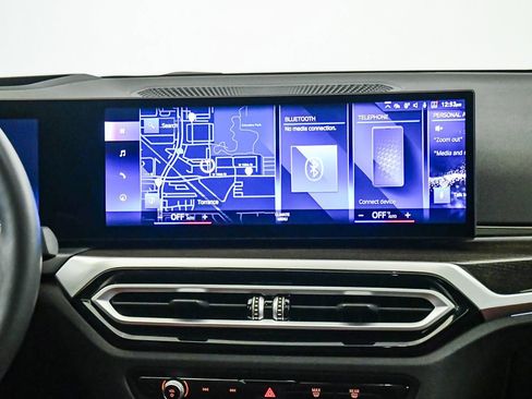 Used 2023 BMW 330i Sedan w/ M Sport Package RWD image 14