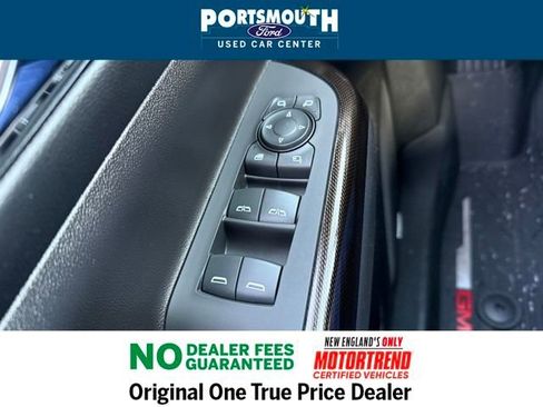 Used 2023 GMC Acadia AT4 w/ Preferred Package image 25
