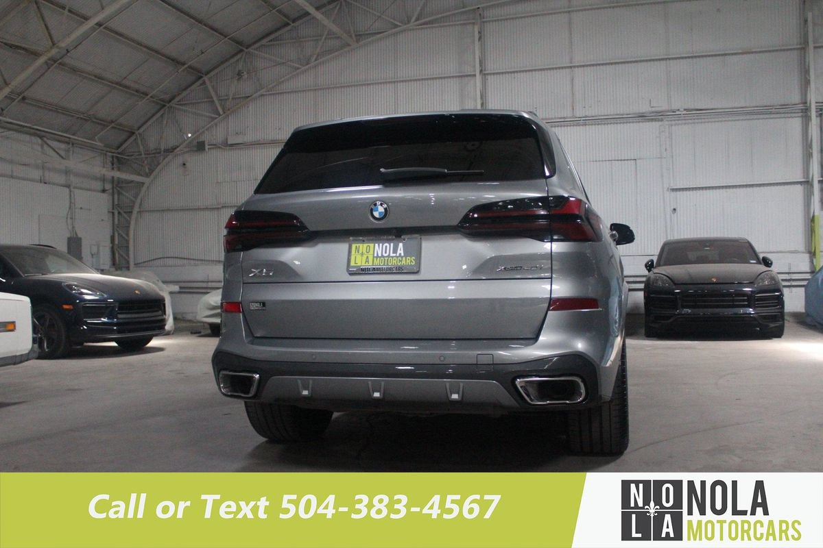Used 2024 BMW X5 xDrive40i w/ M Sport Package AWD/4WD image 12