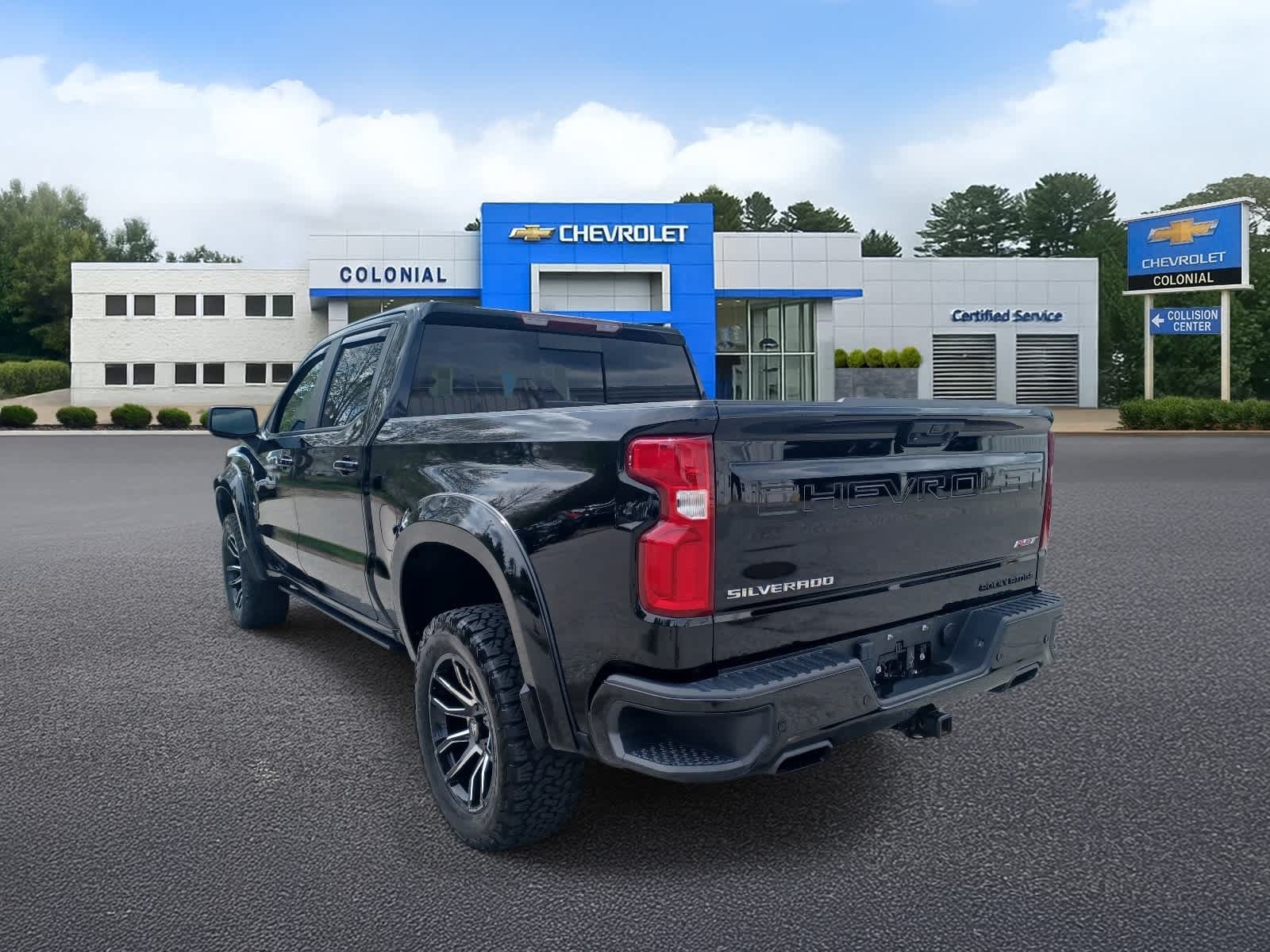 Used 2022 Chevrolet Silverado 1500 RST AWD/4WD image 5