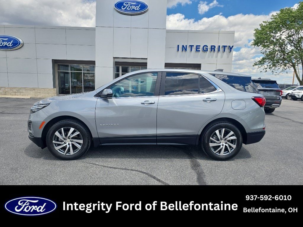 Used 2024 Chevrolet Equinox LT FWD image 1