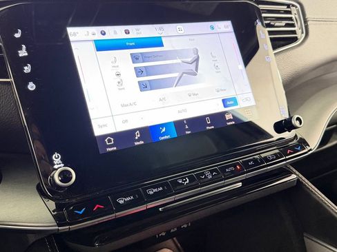 Used 2024 Jeep Wagoneer Series II image 20