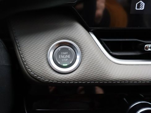 New 2026 Chevrolet Equinox LT w/ Convenience Package II image 14