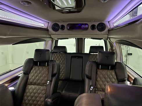 Used 2022 GMC Savana 2500 Extended w/ Enhanced Convenience Package RWD image 47