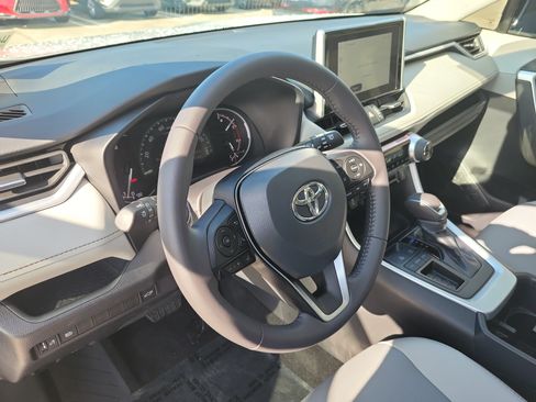 Certified 2025 Toyota RAV4 XLE Premium FWD image 25