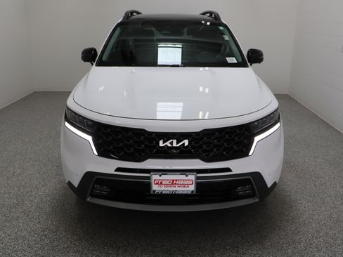 Used 2023 Kia Sorento SX Prestige AWD/4WD image 3