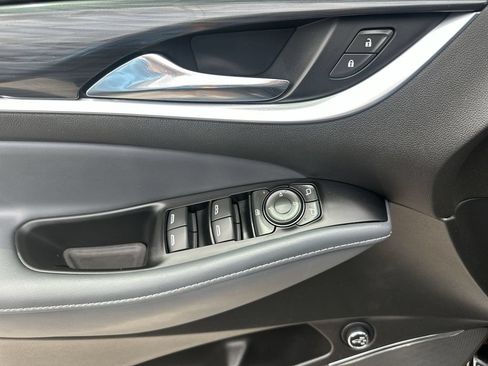 Certified 2024 Buick Enclave Essence FWD image 23