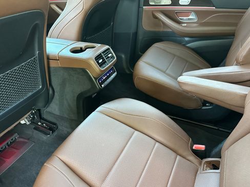 Certified 2024 Mercedes-Benz GLS 450 4MATIC image 30