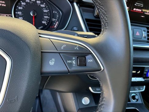 Used 2021 Audi Q5 Premium w/ Convenience Package image 19