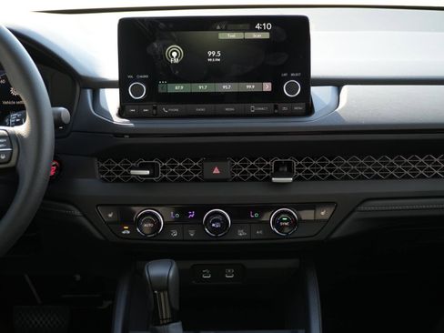 New 2025 Honda Accord SE image 25