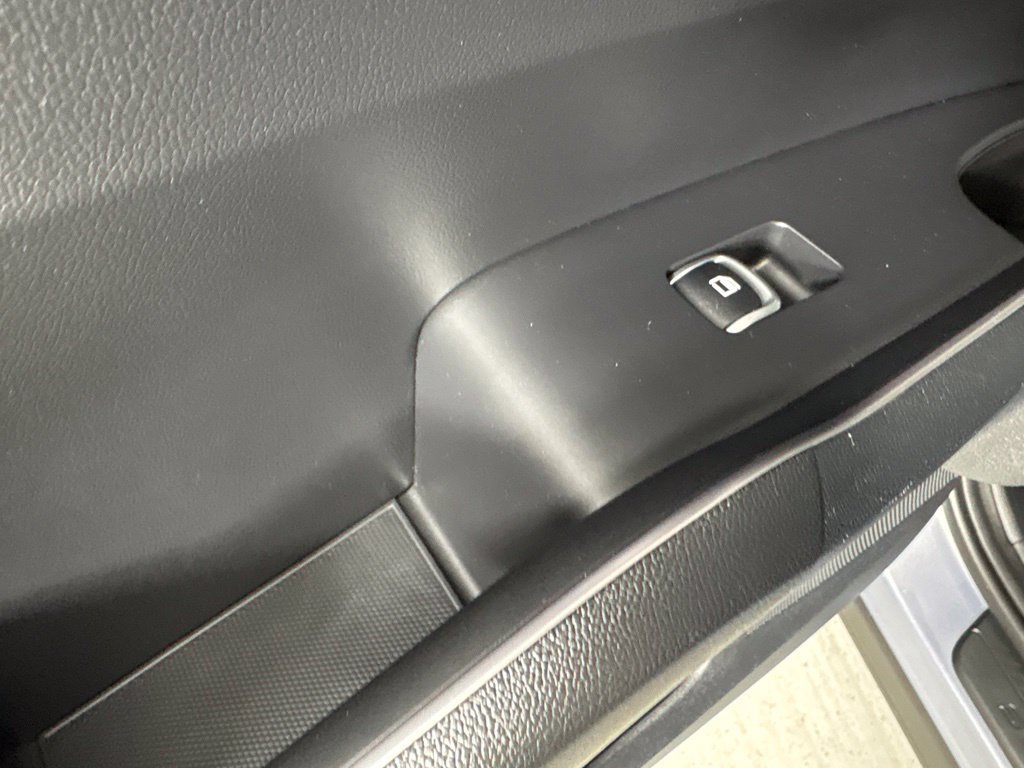 Used 2023 Kia Sorento S w/ Panoramic Sunroof Package FWD image 37