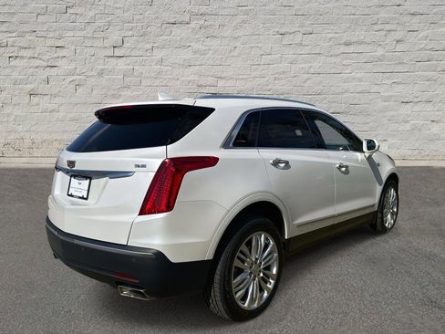 Used 2018 Cadillac XT5 Premium Luxury image 5