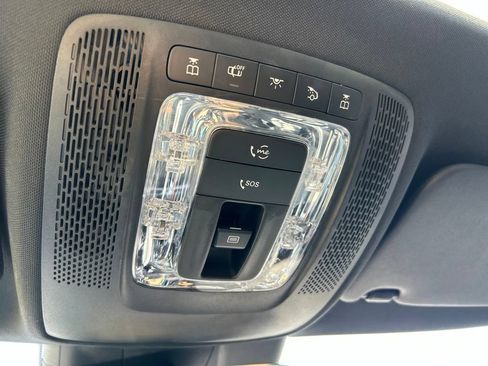 Used 2025 Mercedes-Benz CLA 250 image 40