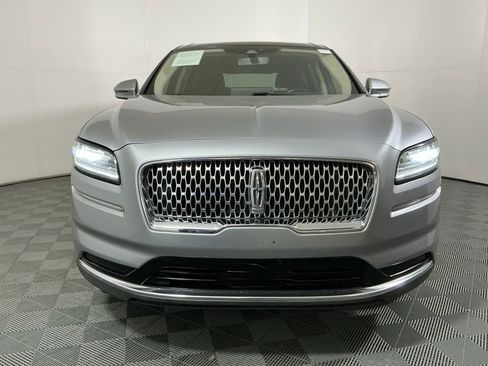 Used 2022 Lincoln Nautilus Reserve AWD/4WD image 3