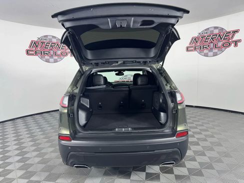 Used 2021 Jeep Cherokee Latitude Lux w/ Sun & Sound Group image 28