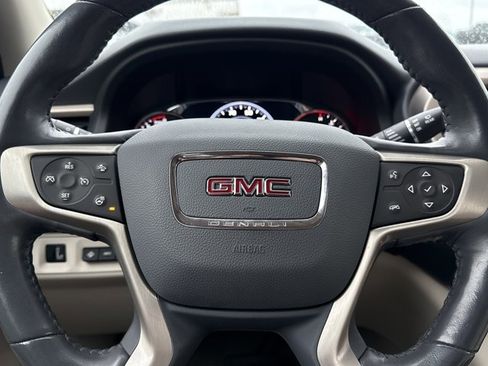 Used 2020 GMC Acadia Denali w/ Technology Package image 26