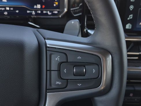 Used 2025 Chevrolet Silverado 1500 LTZ w/ Technology Package image 16