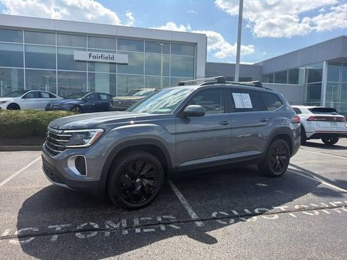 Used 2024 Volkswagen Atlas SE AWD/4WD image 10